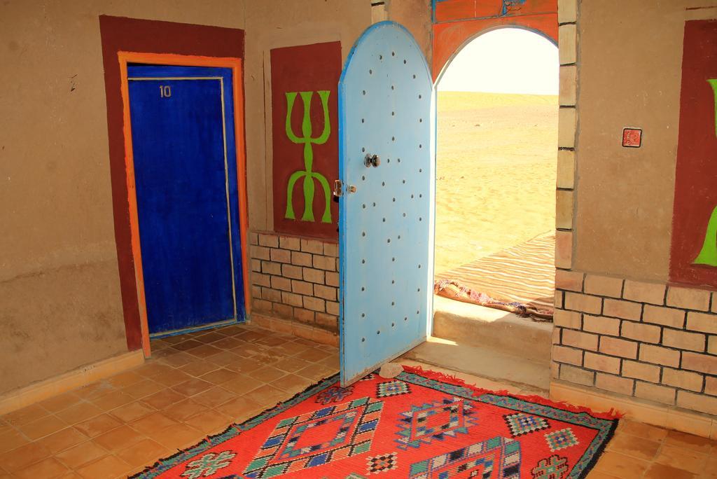La Gazelle Bleue Hotel Merzouga Buitenkant foto