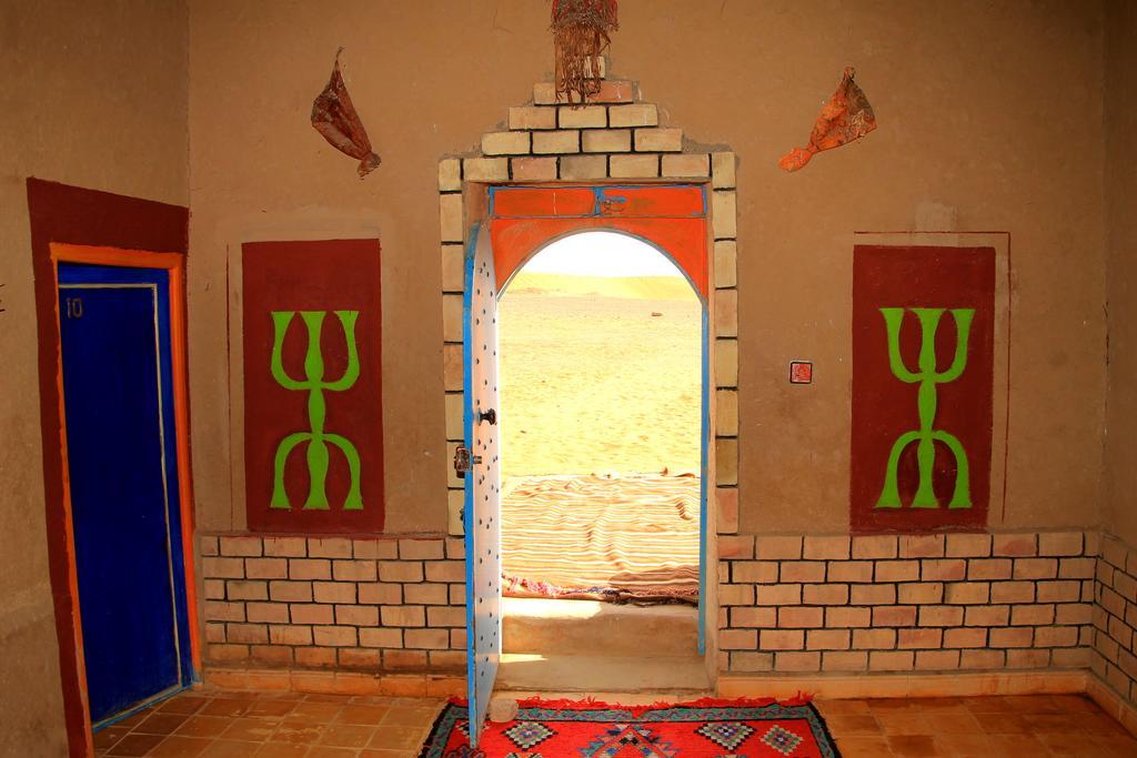 La Gazelle Bleue Hotel Merzouga Buitenkant foto