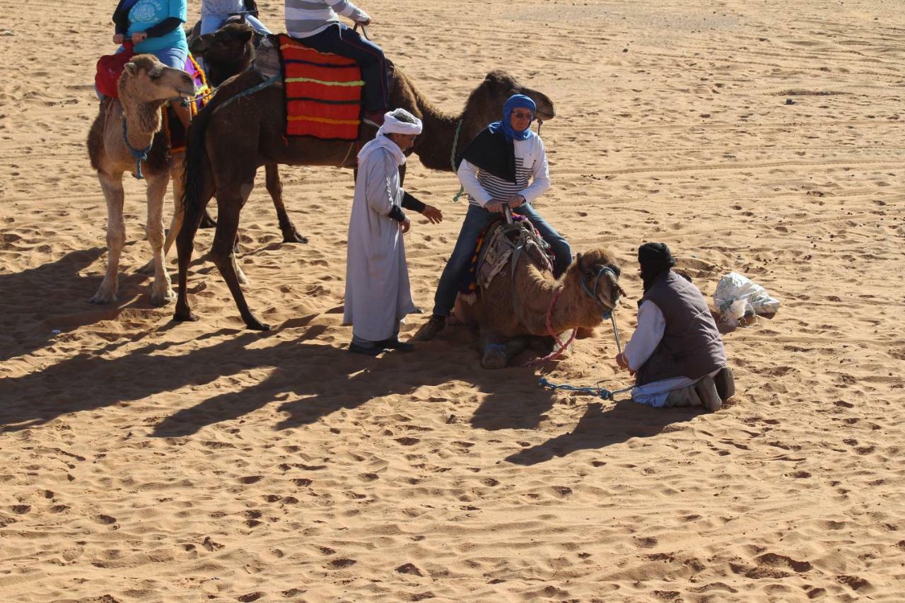 La Gazelle Bleue Hotel Merzouga Buitenkant foto