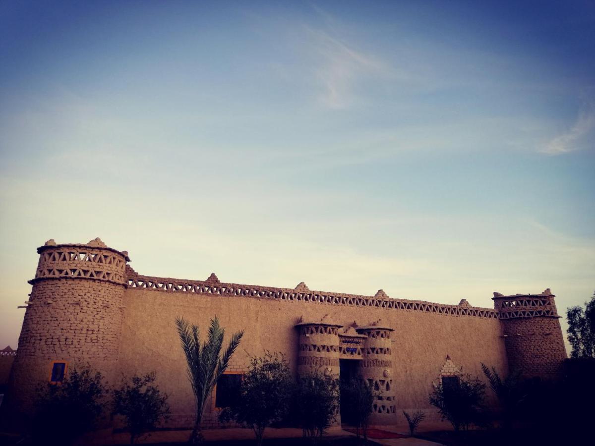 La Gazelle Bleue Hotel Merzouga Buitenkant foto